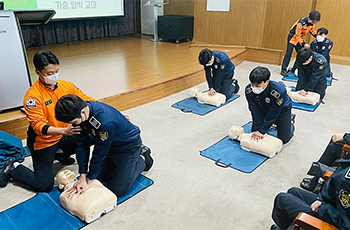 교정직 9급과정 심폐소생술 실습현장 사진