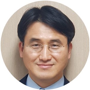출입국·외국인지원센터장 류인성 프로필 사진
